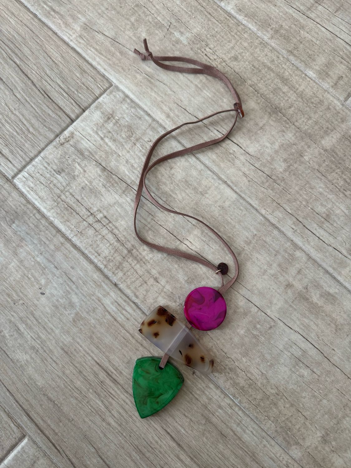 Three Tone Marble Pendant Necklace