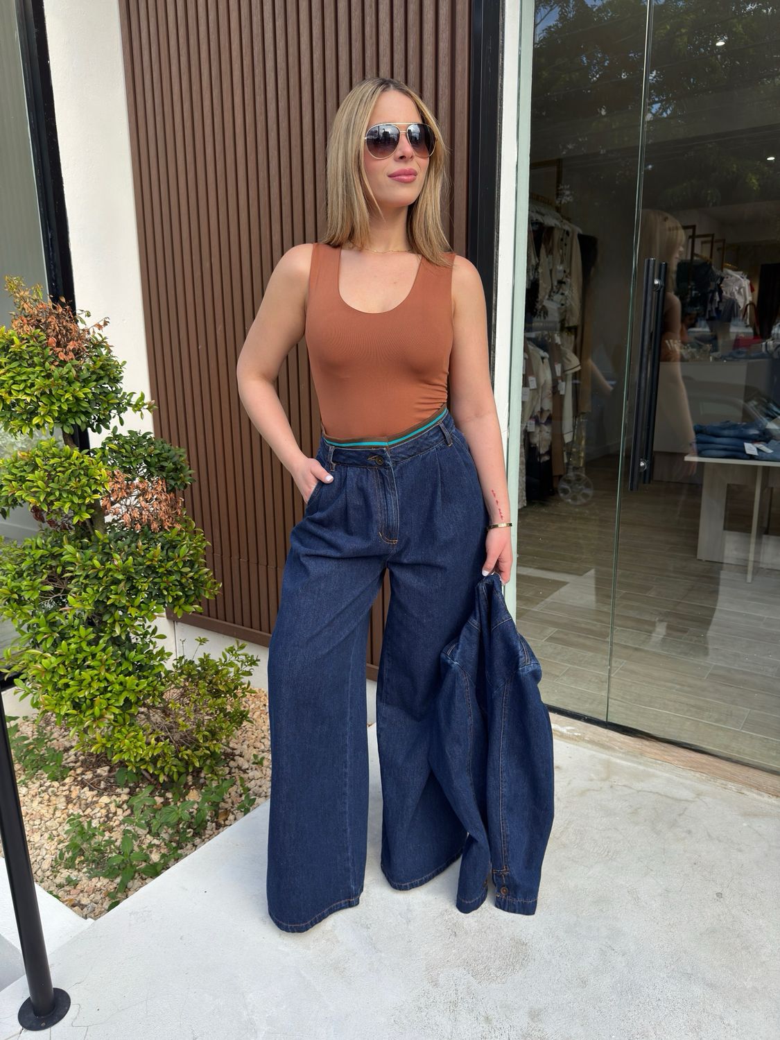 Dark Denim Elastic Waistband Jean