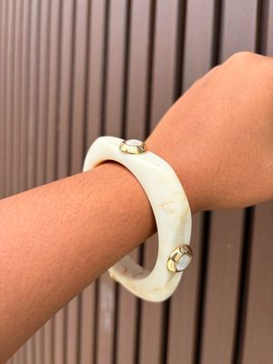 Aura Cuff-Ivory Pearl Aura Cuff-Ivory Pearl