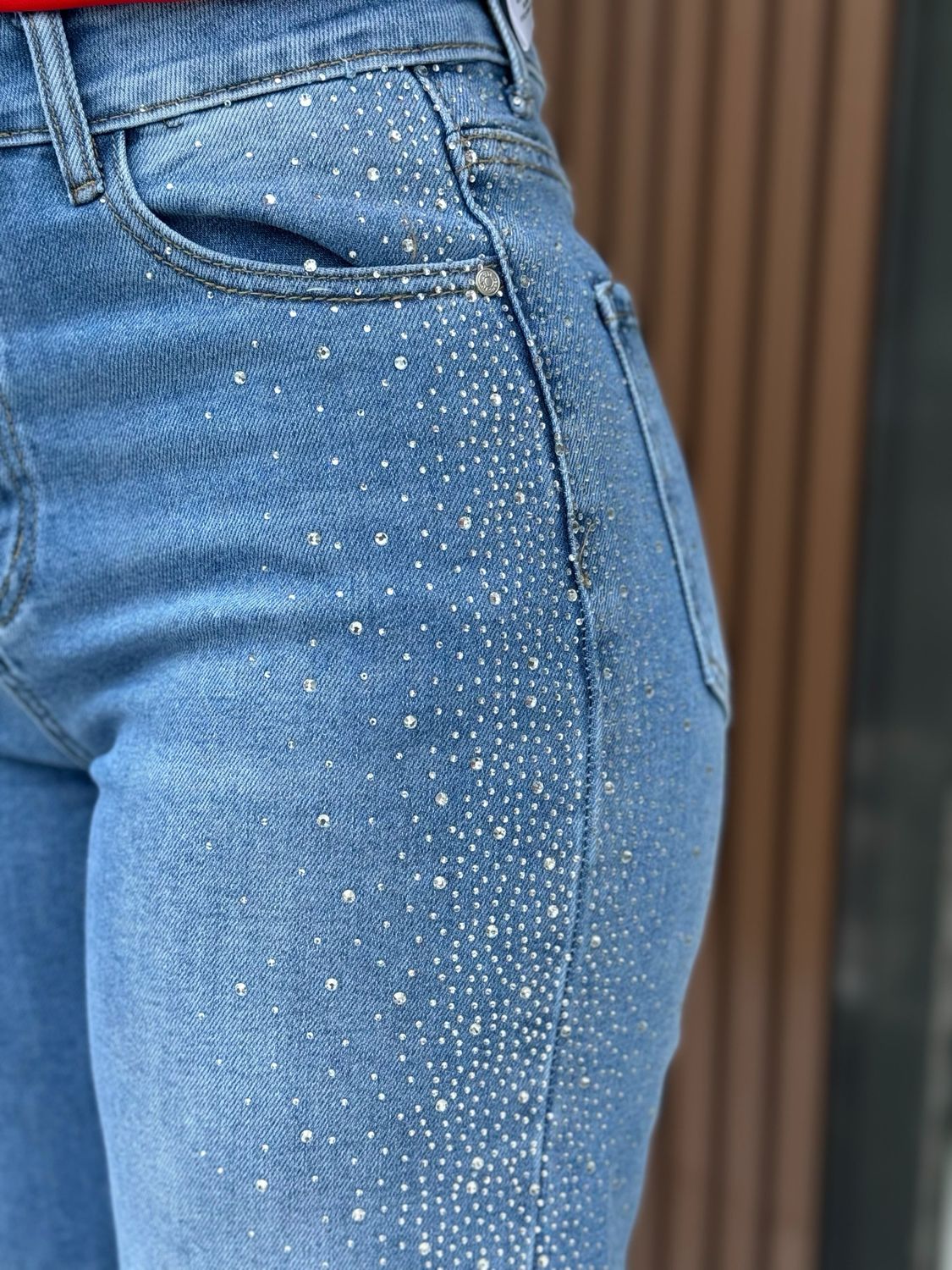 Straight Leg Rhinestones Jean