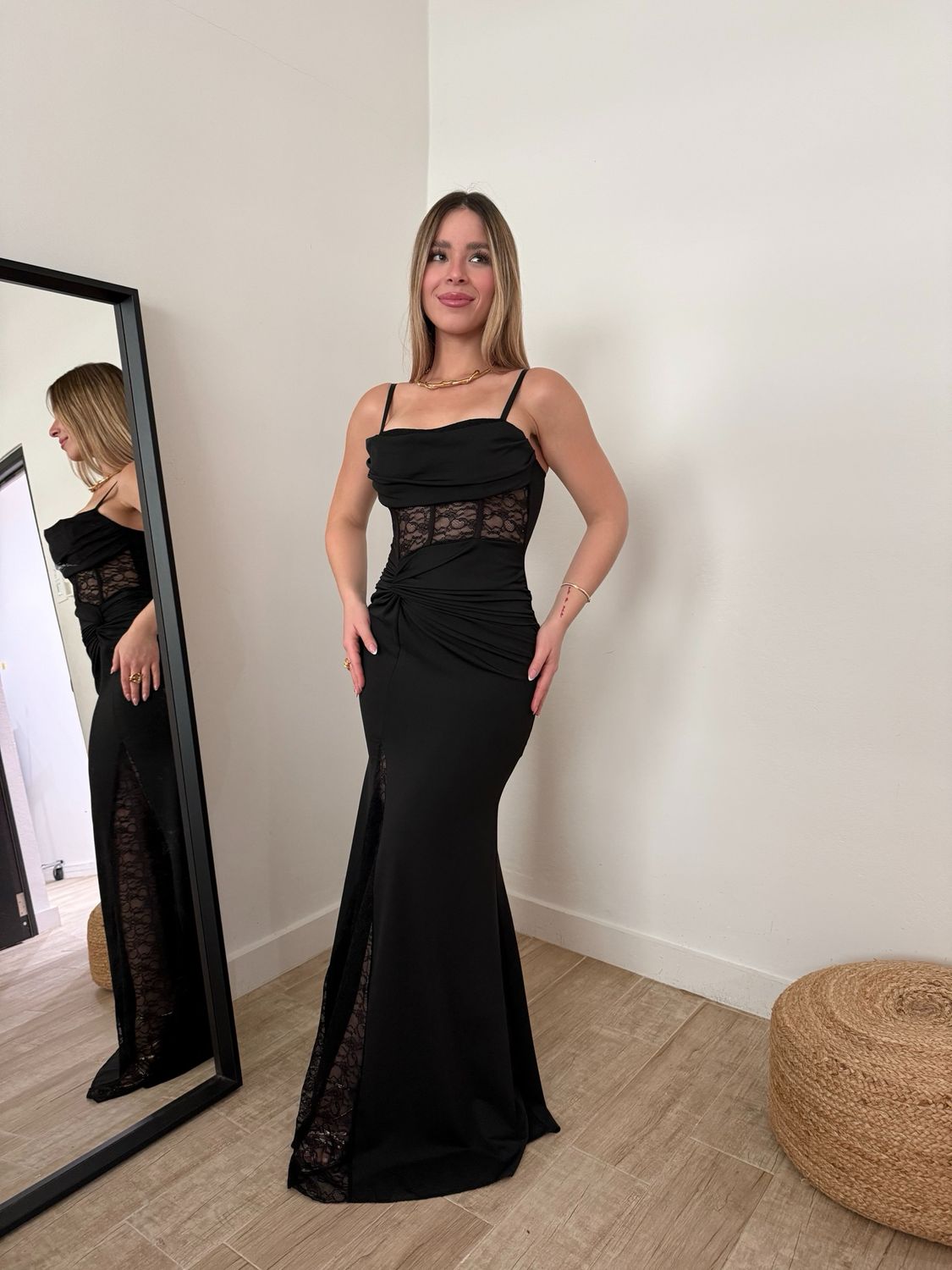 Black Lace Elegant Maxi Dress