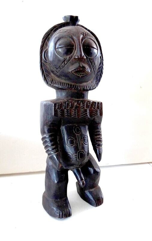BUYU
Figure ancestrale royale. RD Congo