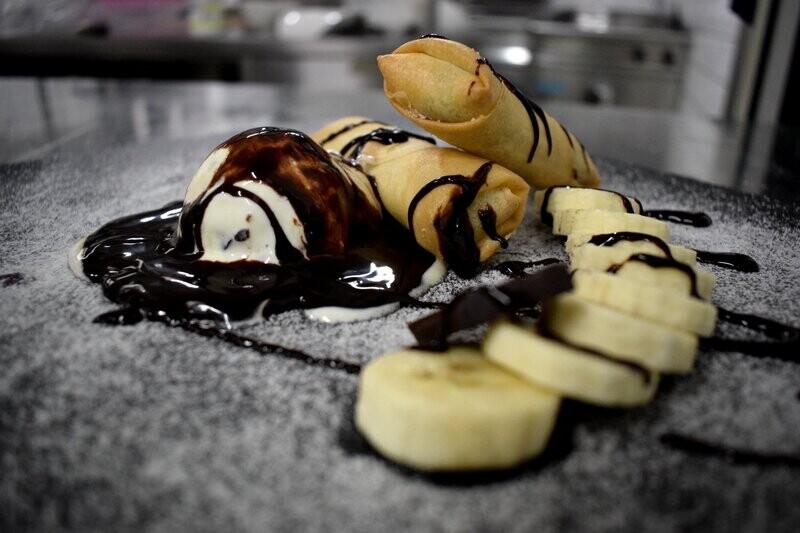 Sweet Rolls (8Stk.) - Banane Haselnusscreme, vorfrittiert