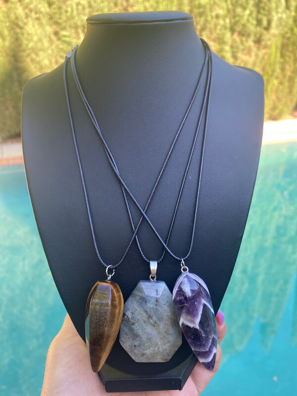 Tigers Eye/Labradorite/Dream Amethyst Crystal Pendant Necklaces