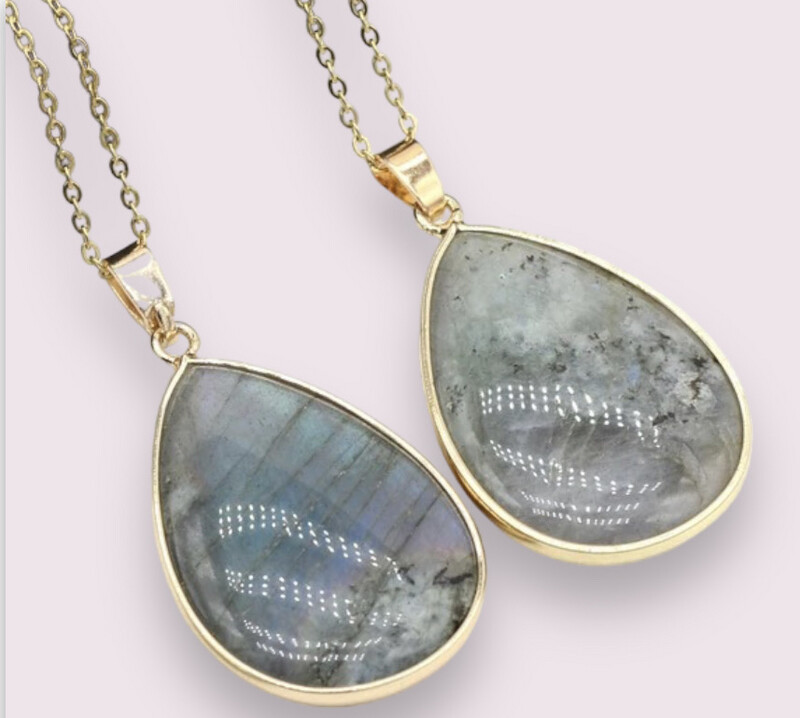 High Quality Flashy Labradorite Waterdrop Pendant Necklace