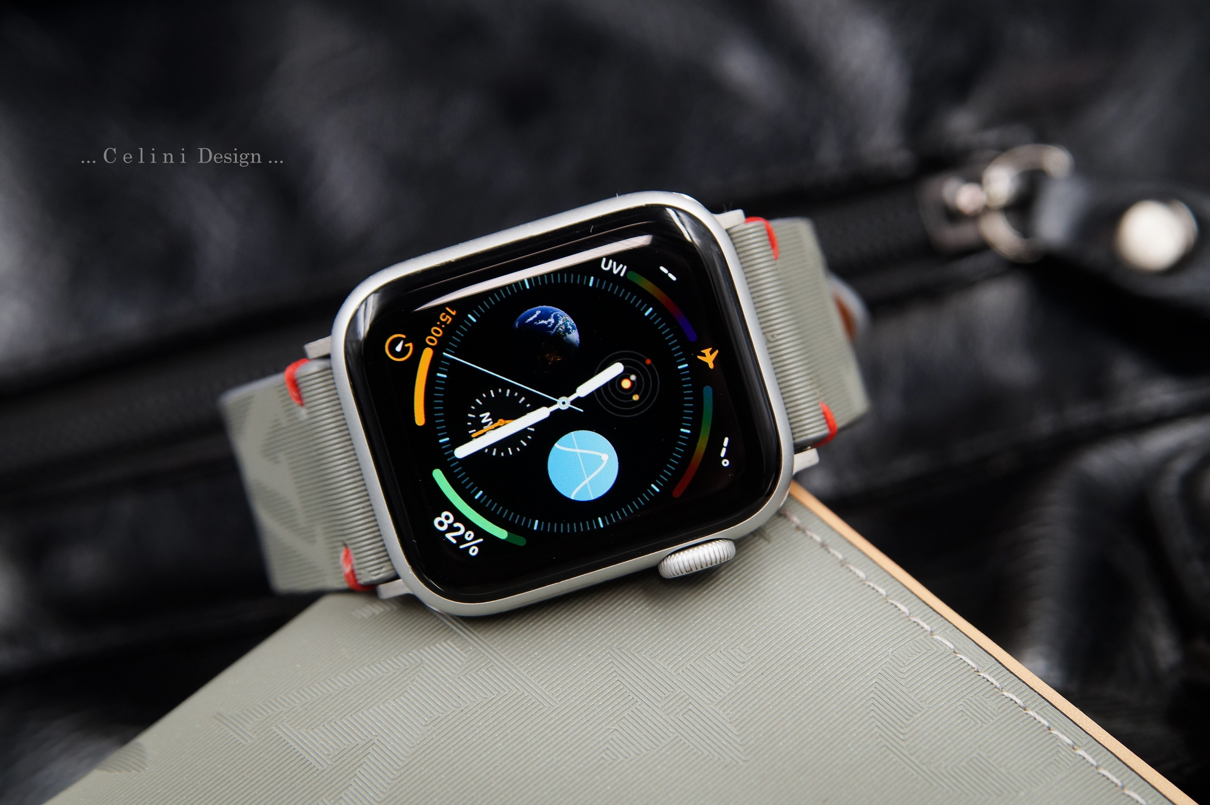 Apple Watch personnalisée plaquée or 24K 41 mm série 8 bracelet Louis  Vuitton LT