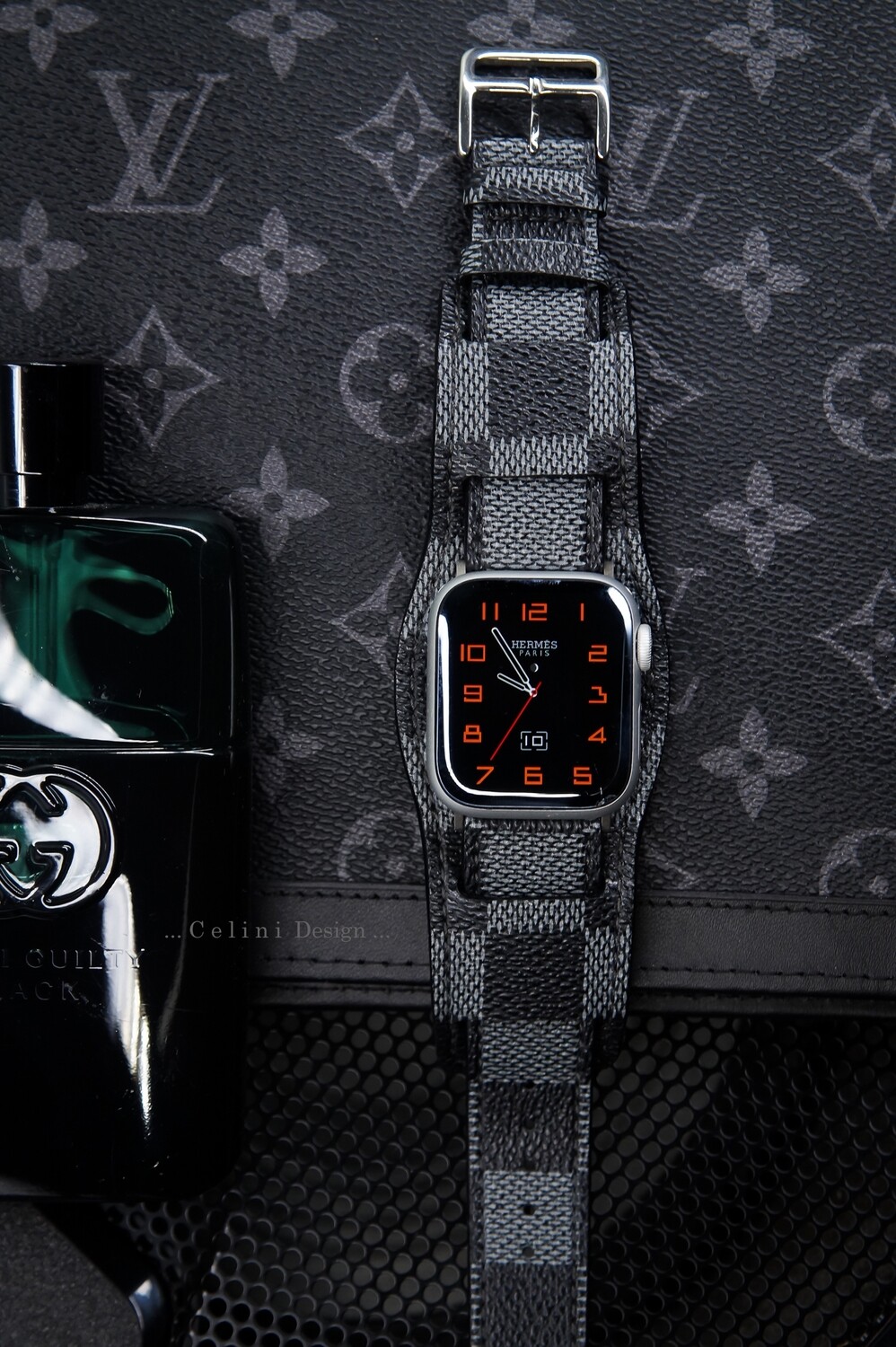 ヴィトン　バンド Custom Made Louis Vuitton Apple Watch Band