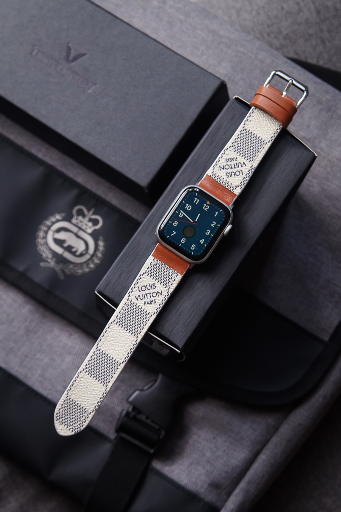 HOW TO MAKE YOUR APPLE WATCH LOOK LUXURIOUS FOR CHEAP! (FEATURING  & LOUIS  VUITTON 🤎) 
