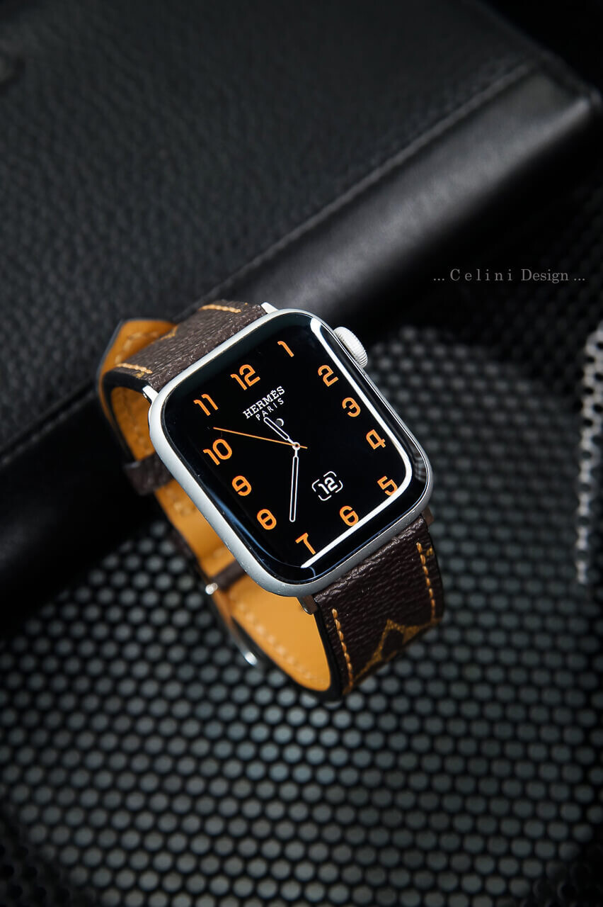 ヴィトン　バンド LV Cuff Style Apple Watch Band