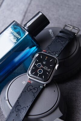 Gucci GGパターン アップルウォッチ グッチGGブランドアップルウォッチ8/9/ se2バンド 交換ベルト