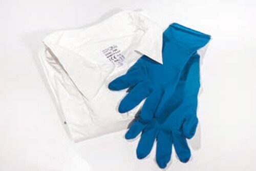 Kit camice in Tyvek con guanti alta
protezione