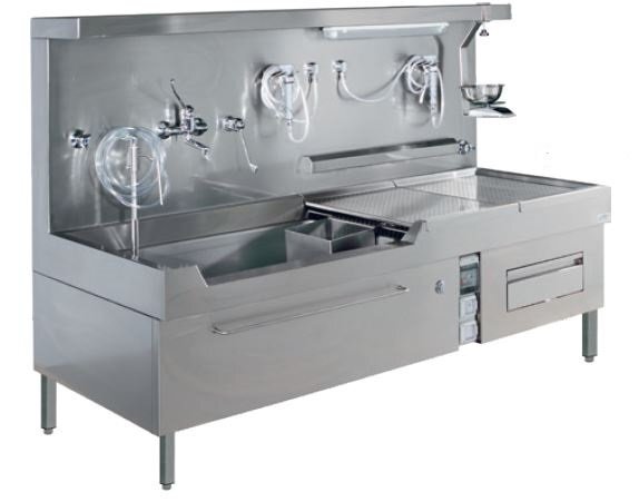 Stazione di dissezione con lavello a sinistra