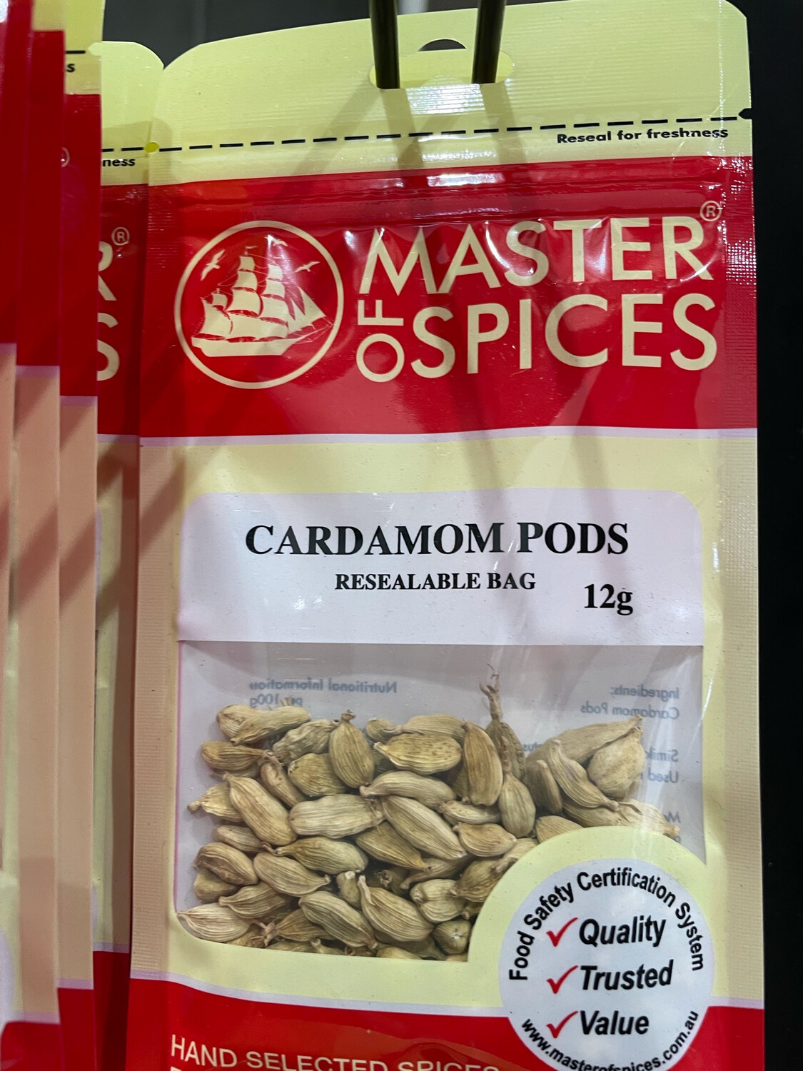MOS Cardamom Pods