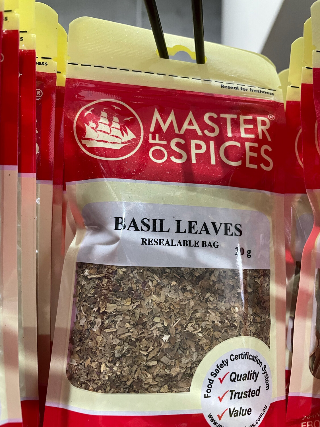 MOS Basil Leaves
