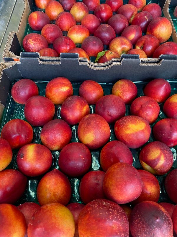 Nectarines Yellow 500g