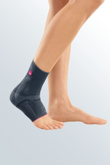 Levamed® - Pé elástico para a articulação tibiotársica