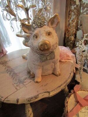 Fancy farmhouse pig statue with crown, gold accents and rhinestone bowtie Fancy farmhouse pig statue with crown, gold accents and rhinestone bowtie