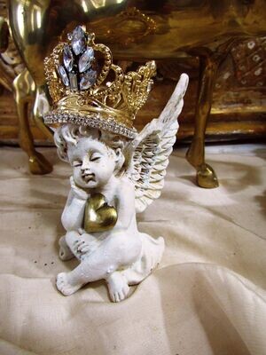 Small cherub figures with large crown 'Little tuckies by Anita Spero' FREE SHIPPING US ONLY Small cherub figures with large crown 'Little tuckies by Anita Spero' FREE SHIPPING US ONLY