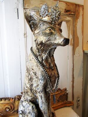 Large stone Nordic Wolf statue with crown, Norse symbolism Large stone Nordic Wolf statue with crown, Norse symbolism