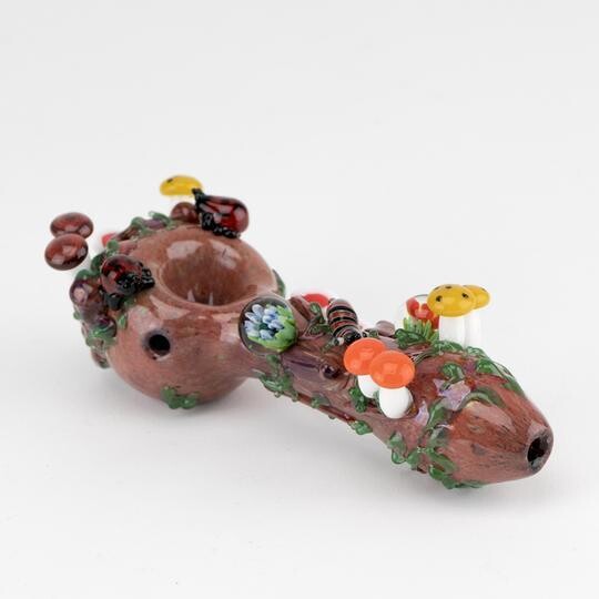 Empire Glassworks Bugs Life Pipe