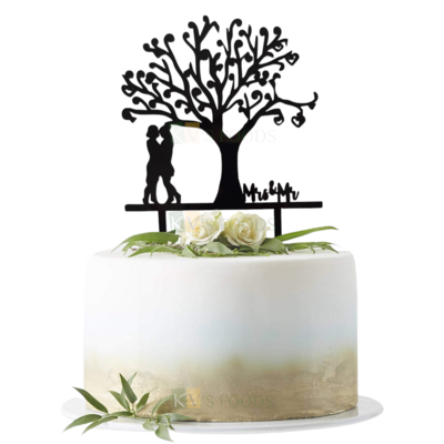 1PC Black Acrylic Standing Couple Under The Tree and Mrs & Mr Cake Topper, Romantic Couples Kissing Cake Insert, Silhouette Cake Topper, Happy Marriage Anniversary Theme DIY Cake Decorations