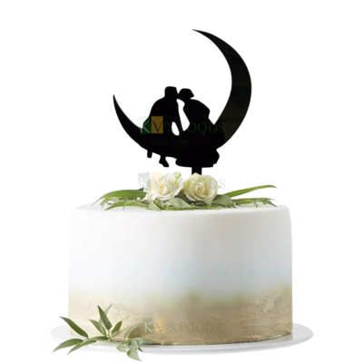 1PC Black Acrylic Dressed Up Kissing Couple Sitting on Moon Cake Topper, Happy Anniversary Theme Cake Topper Romantic Bride and Groom Engagement Cake Insert, Silhouette Wedding Theme Cake Topper