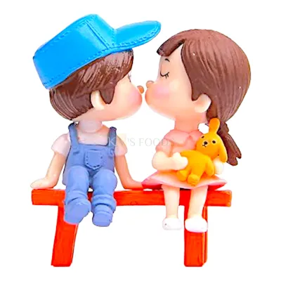 2PC Colourful Mini Kids Cute Kissing Girl Boy Miniature Cake Topper Cartoon Love Couple Figurines Statue Children's Happy Birthday Doll Theme DIY Cake Decorations Return Gifts Craft Room Decor