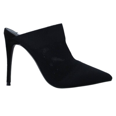 Black women&#39;s mule with stiletto heel, pointed toe, and closed front - Steve Madden brand