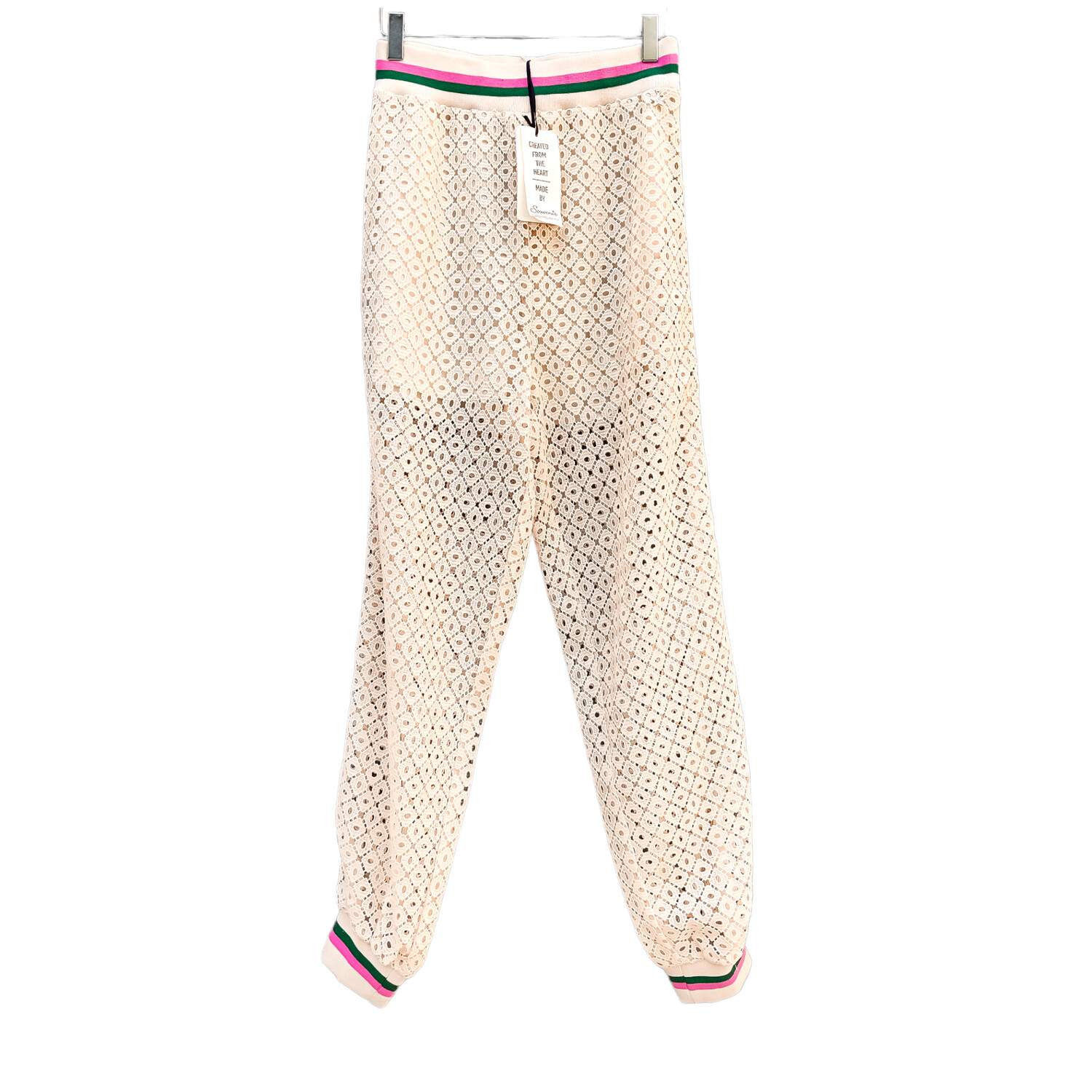 Women&#39;s beige ecru jogger pants in macramé lace