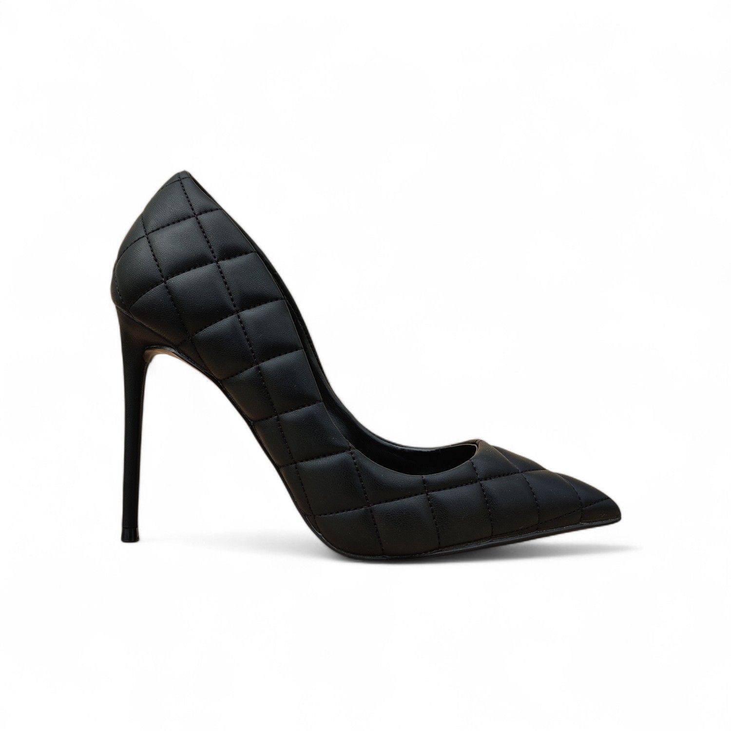 Escarpin noir en cuir matelassé talon aiguille 37.5