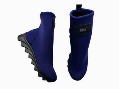 Baskets montantes femme bleu marine en néoprène