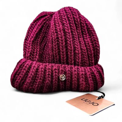 bonnet bordeaux femme en laine tricoté 