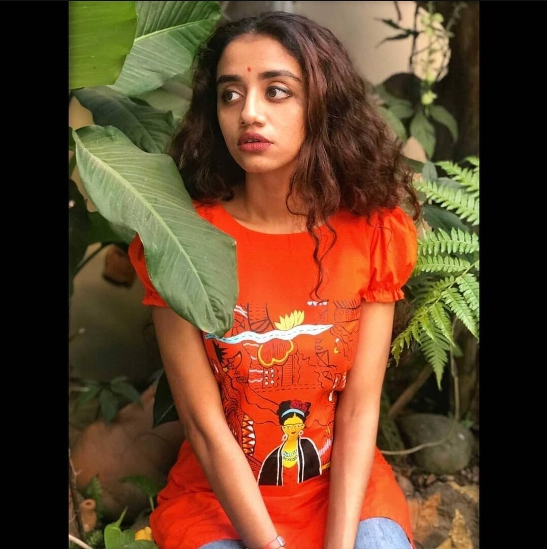 Orange Frida