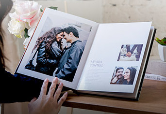 Guest book / photo-booth book
