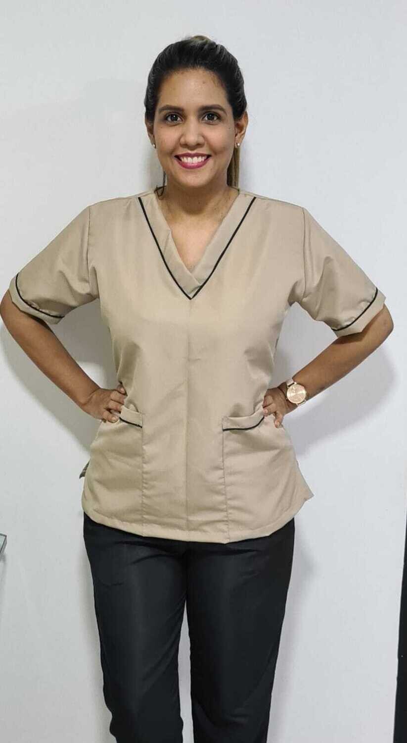 Conjunto antifluido cuello en V combinado