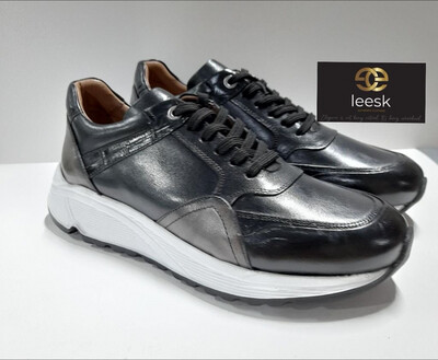 Kgosi Black Sneaker