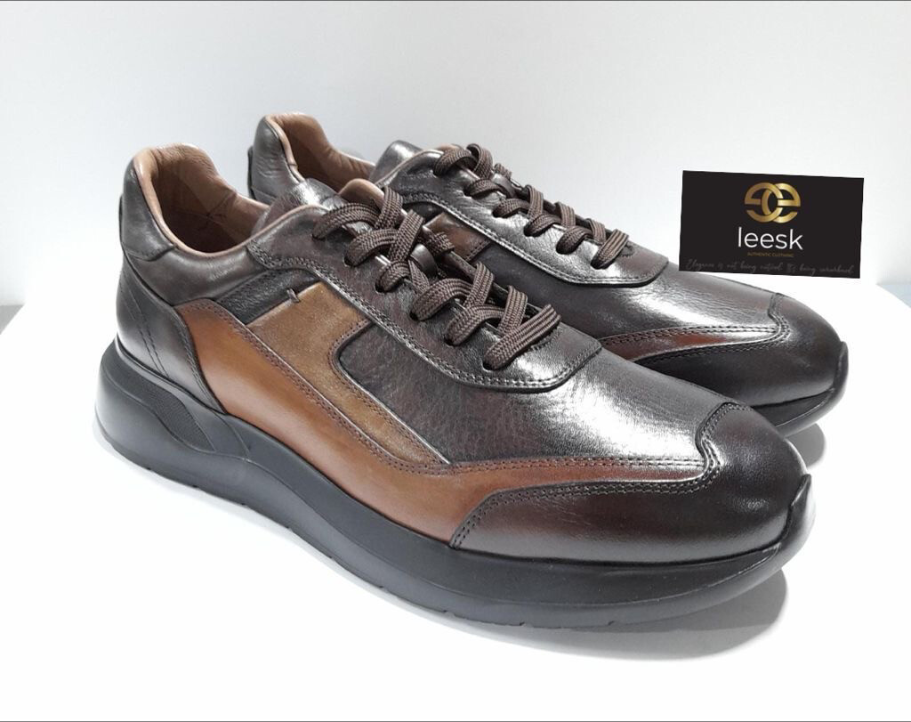 HB sneaker