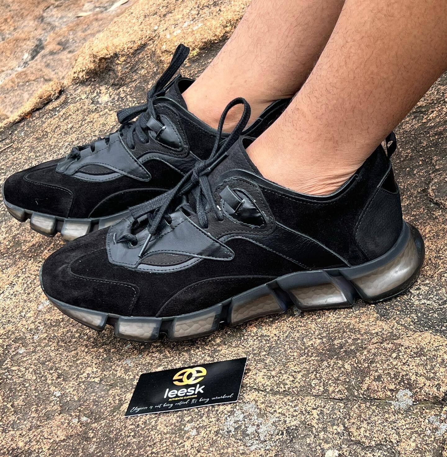 Mafa Suede Sneaker
