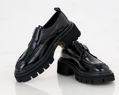 Luluma black shoe