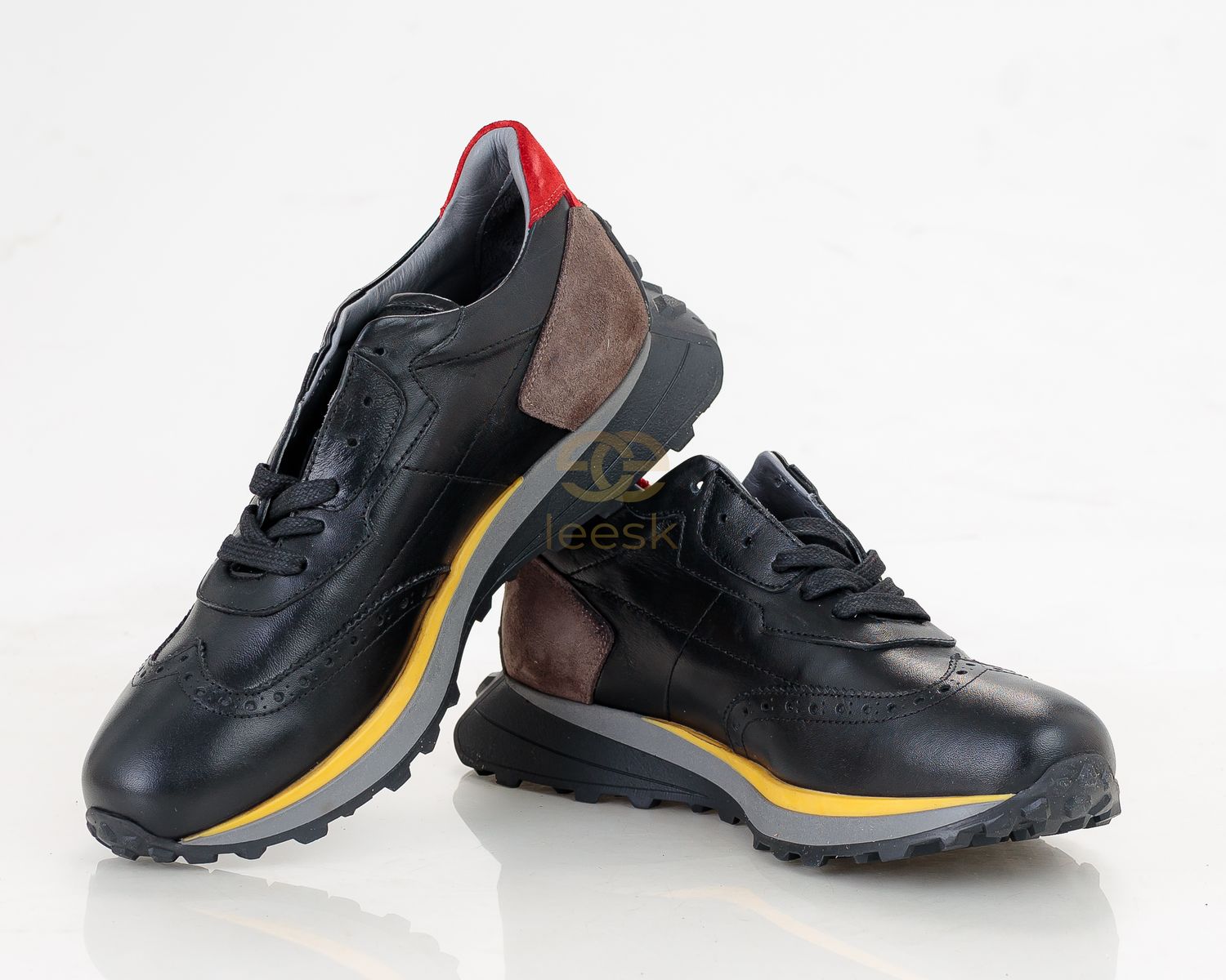 Scott Black sneaker