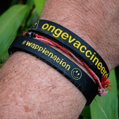 Polsbandje 
ONGEVACCINEERD - Zwart - S