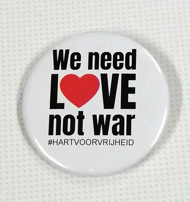Button We need love not war