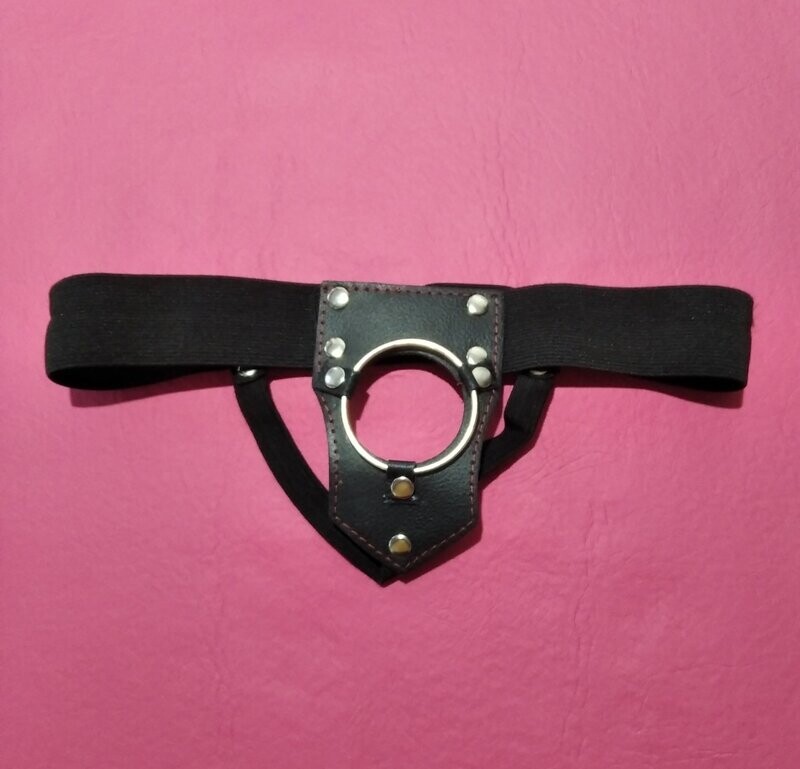ARNES 5CM  Porta Consolador: Libertad y Control