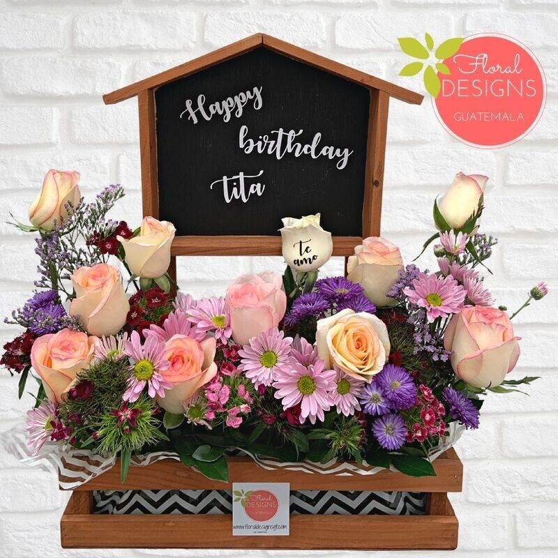 Casita de amor en flores mixtas