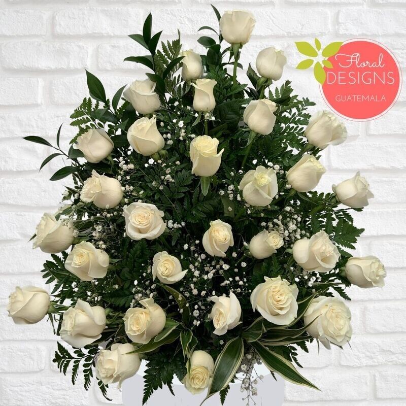 Ofrenda fúnebre de 30 rosas