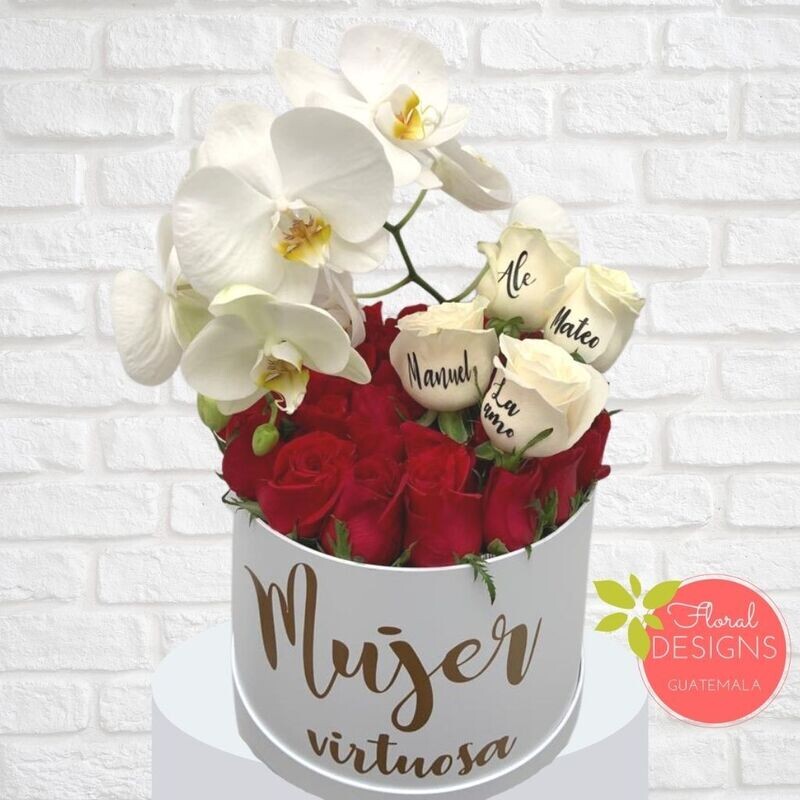 Roundbox Delux personalizada + Orquídeas