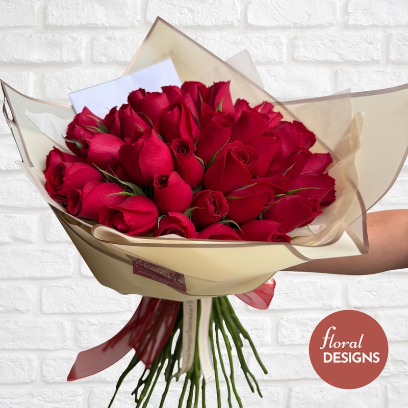 Love Bouquet de 48 rosas