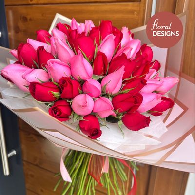 Love bouquet de 72 rosas rojo y rosado