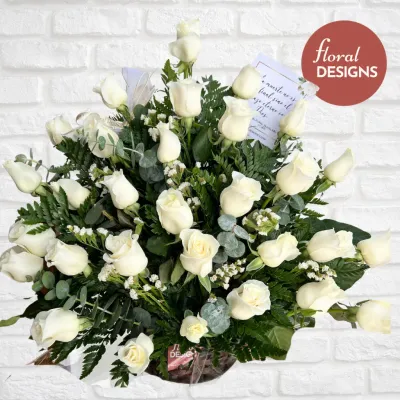 Ofrenda fúnebre de 30 rosas