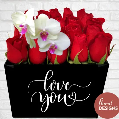 A. Caja de 25 rosas + Orquídea